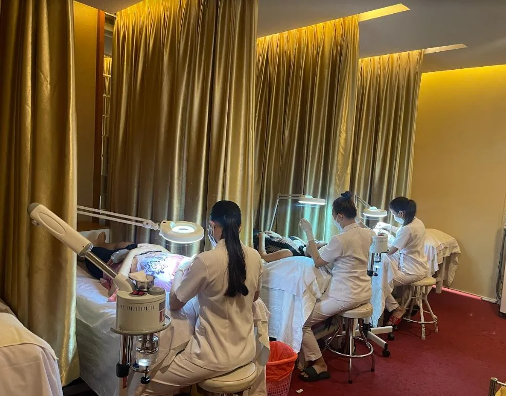 Các liệu trình chăm sóc và trẻ hóa da chuyên sâu