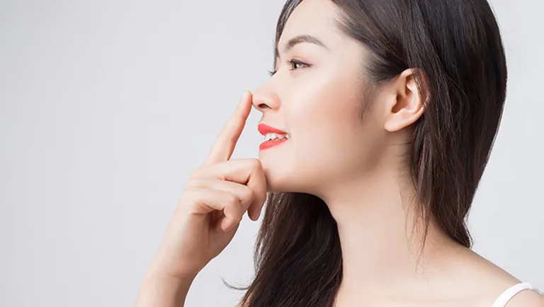 Dịch vụ nâng mũi tại spa là gì?