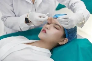 giá dịch vụ thẩm mỹ hiện nay